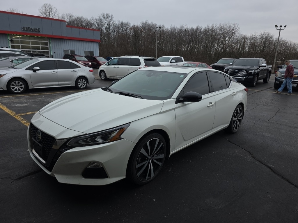 2021 Nissan Altima SR