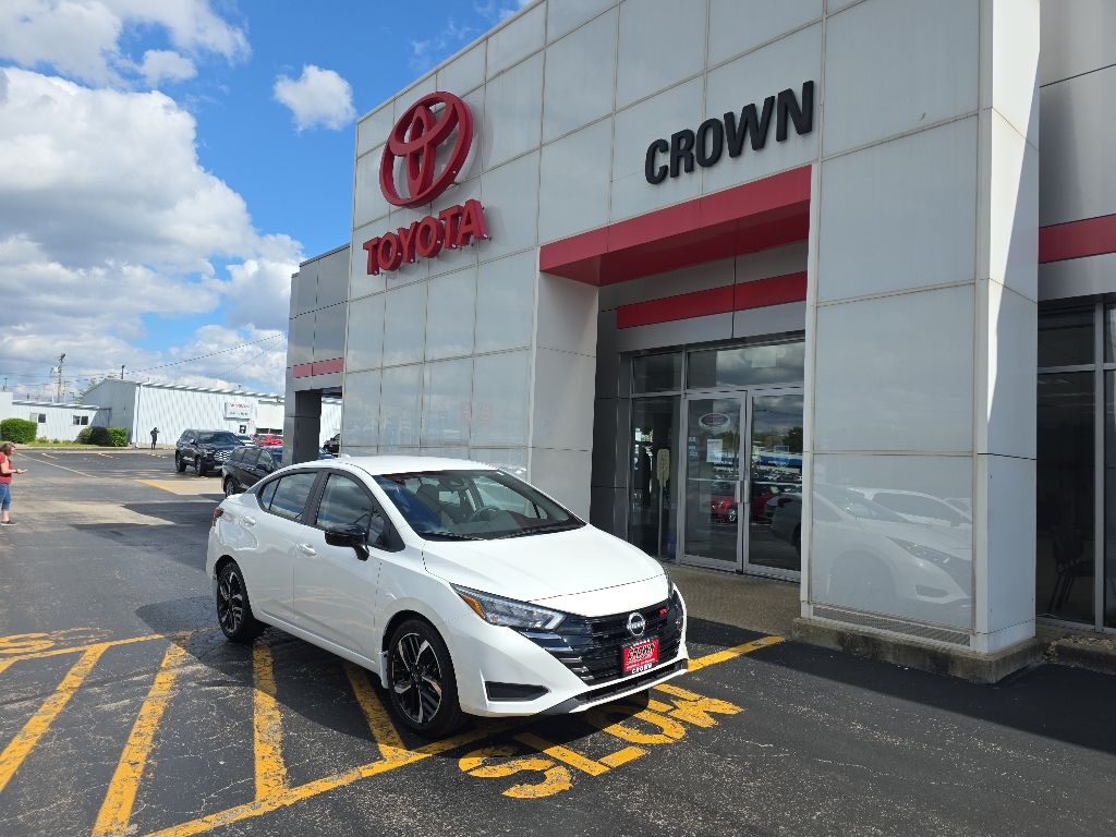 2025 Nissan Versa 1.6 SR CVT's photo