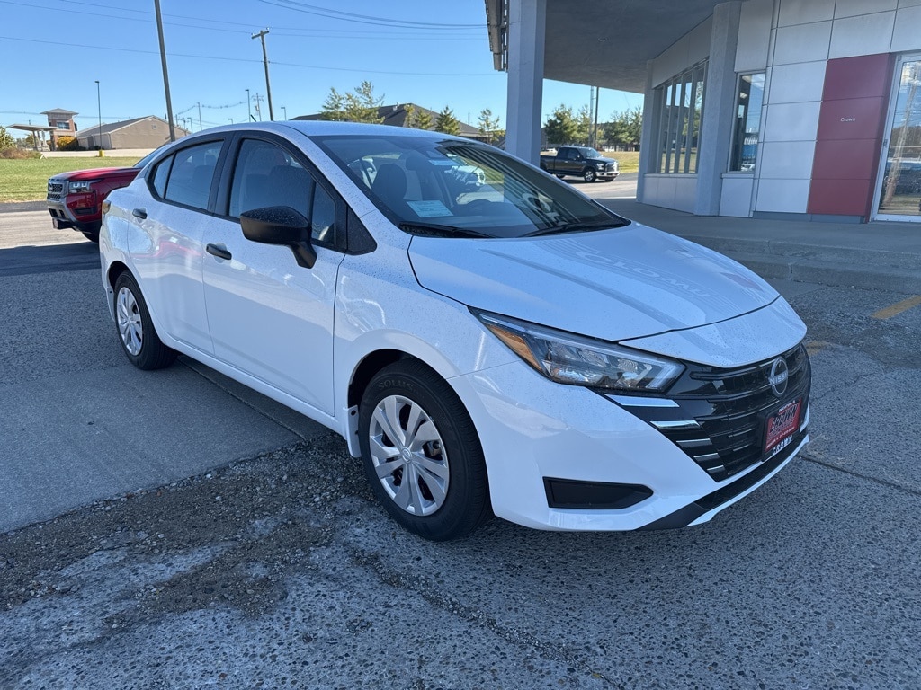 New 2025 Nissan Versa 1.6 S Sedan