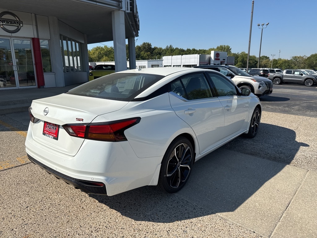 New 2025 Nissan Altima SR Sedan