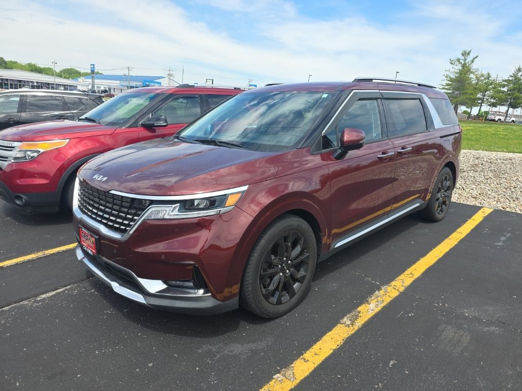 2022 Kia Sedona SX's photo