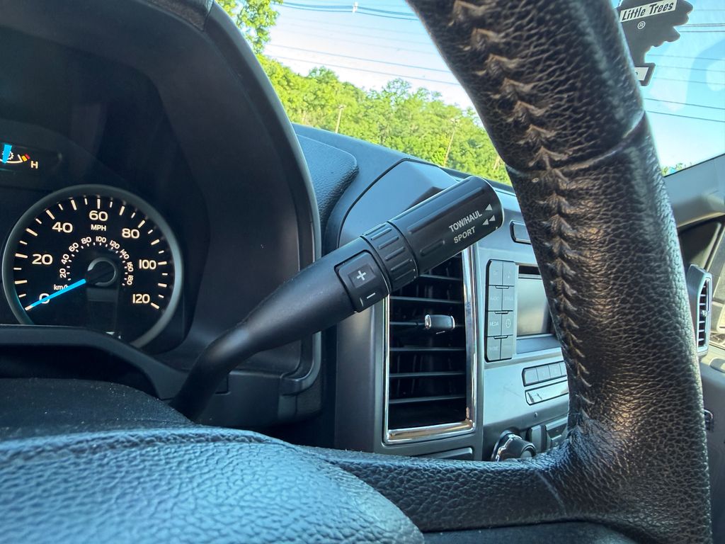 2015 Ford F-150 XLT - Photo 17