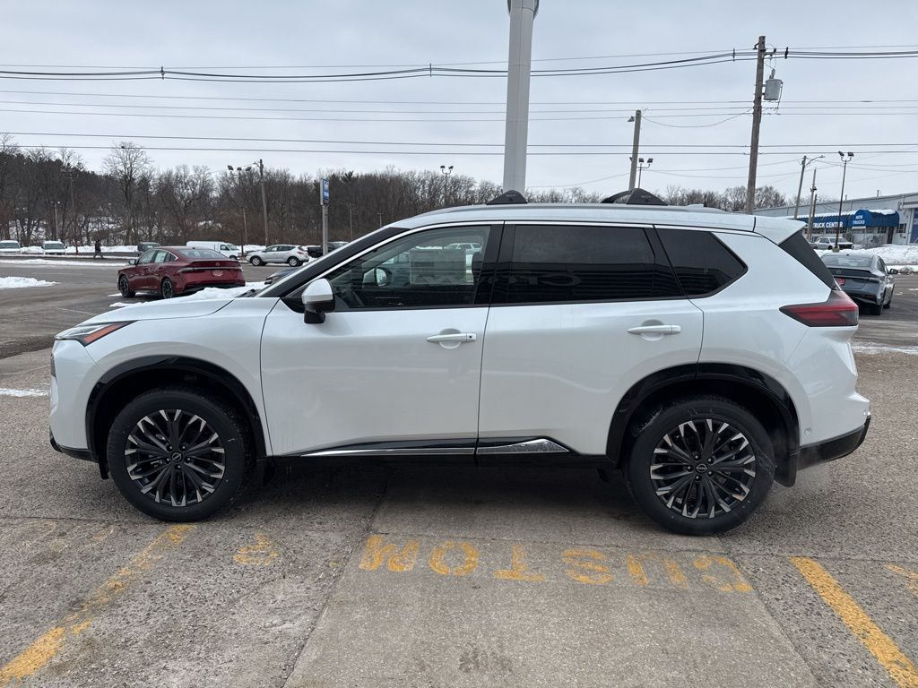2026 Nissan Rogue Platinum - Photo 7