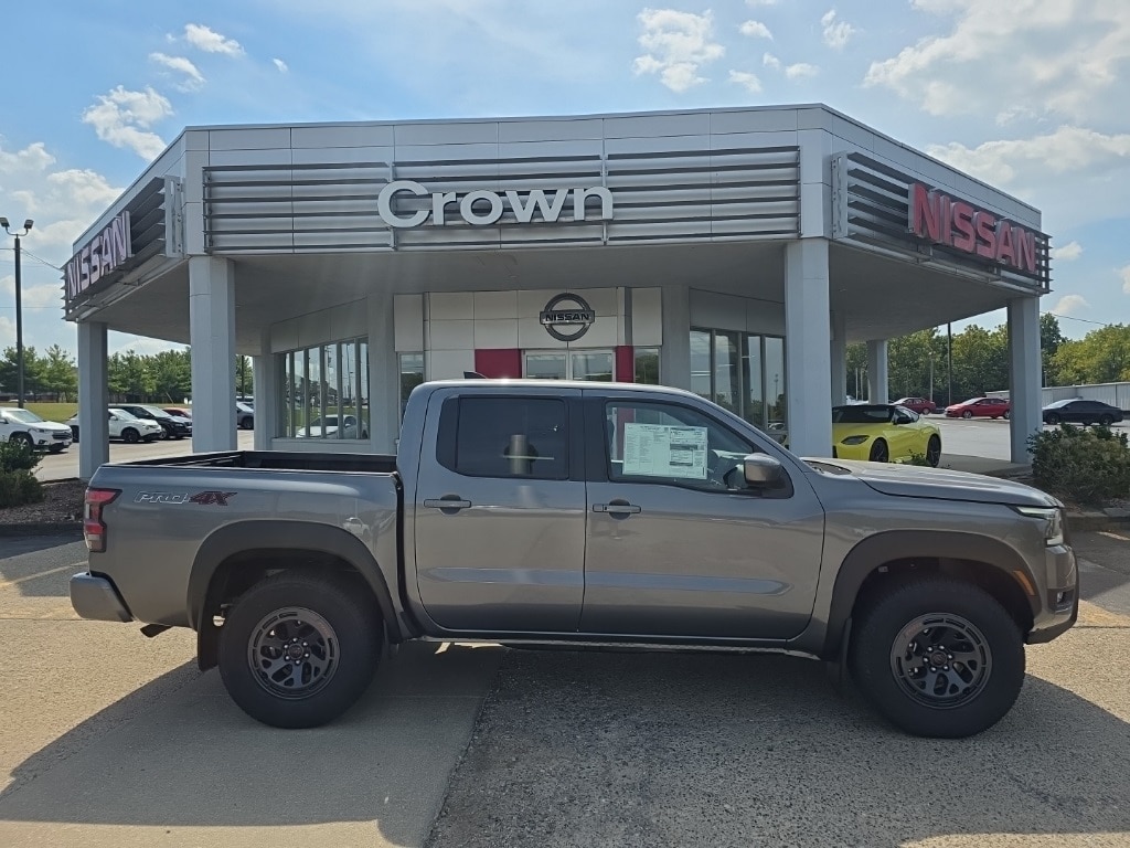New 2025 Nissan Frontier PRO-4X Truck Crew Cab