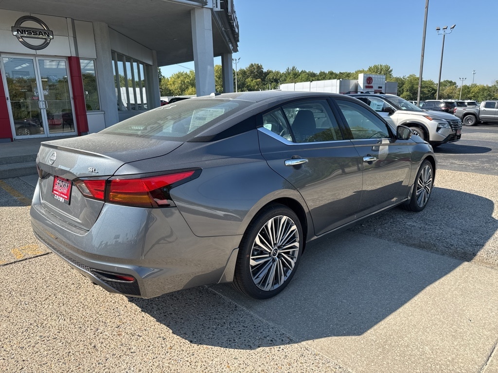New 2025 Nissan Altima SL Sedan