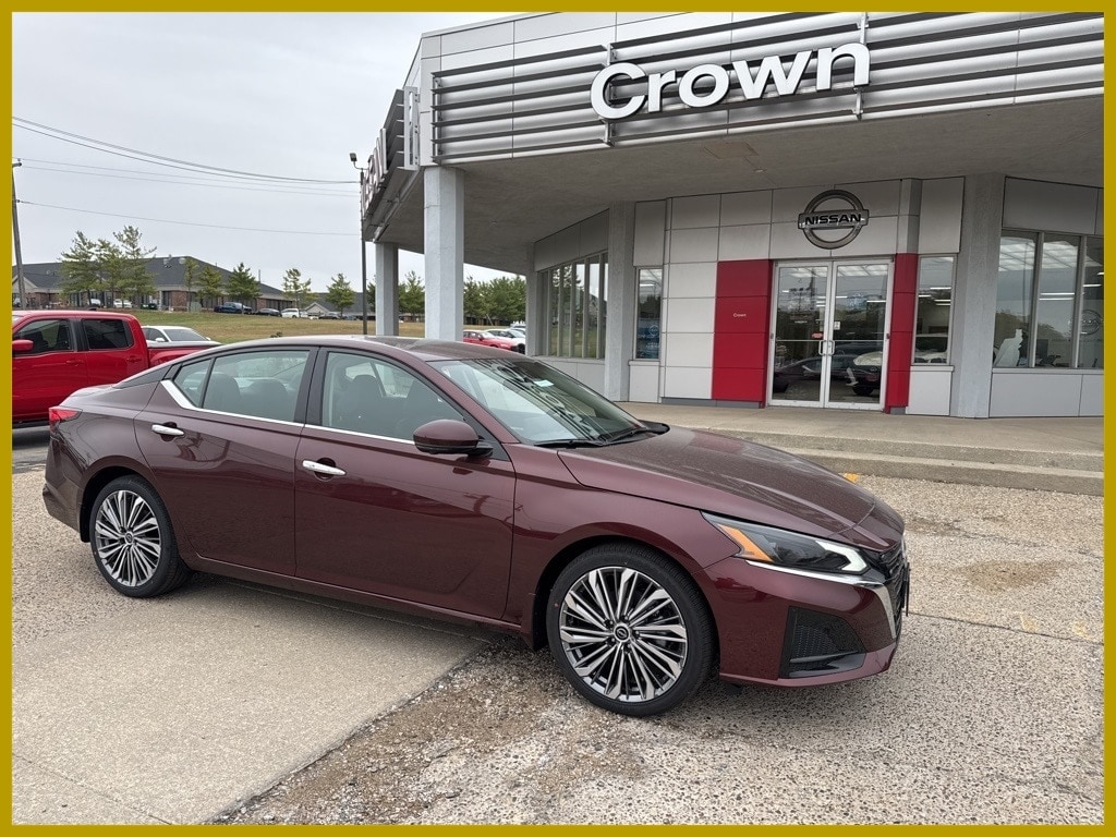 2025 Nissan Altima SL's photo