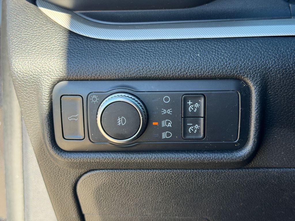2020 Ford Explorer XLT - Photo 21