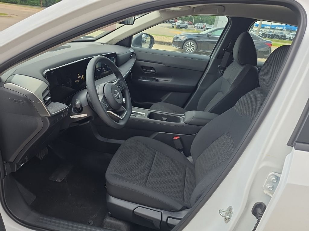 2026 Nissan KICKS S - Photo 13