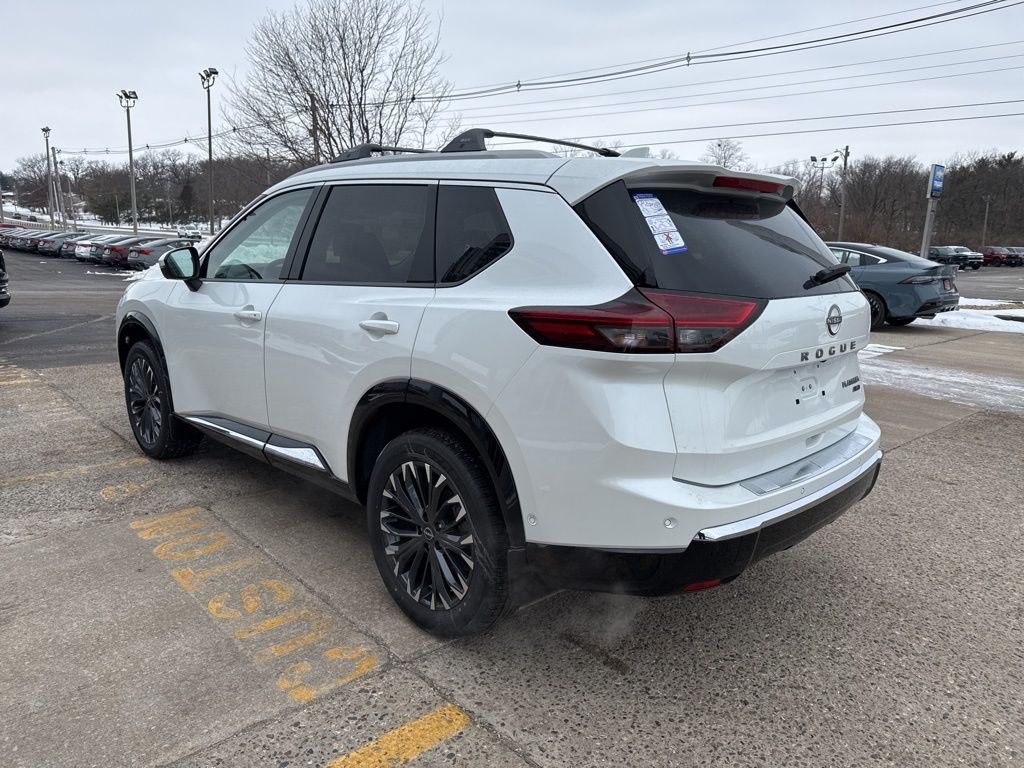 2026 Nissan Rogue Platinum - Photo 6