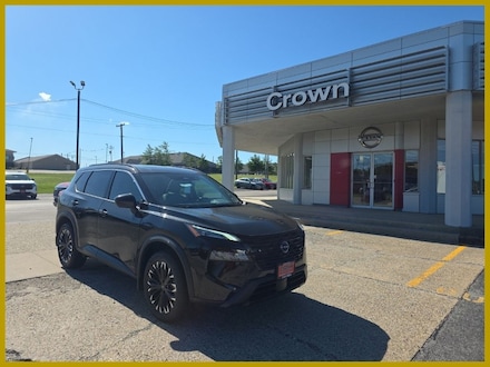 2026 Nissan Rogue Dark Armor SUV