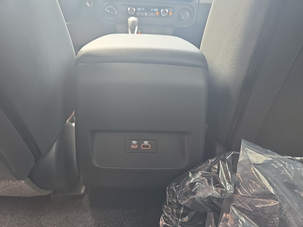 2025 Nissan Frontier PRO-4X - Photo 14