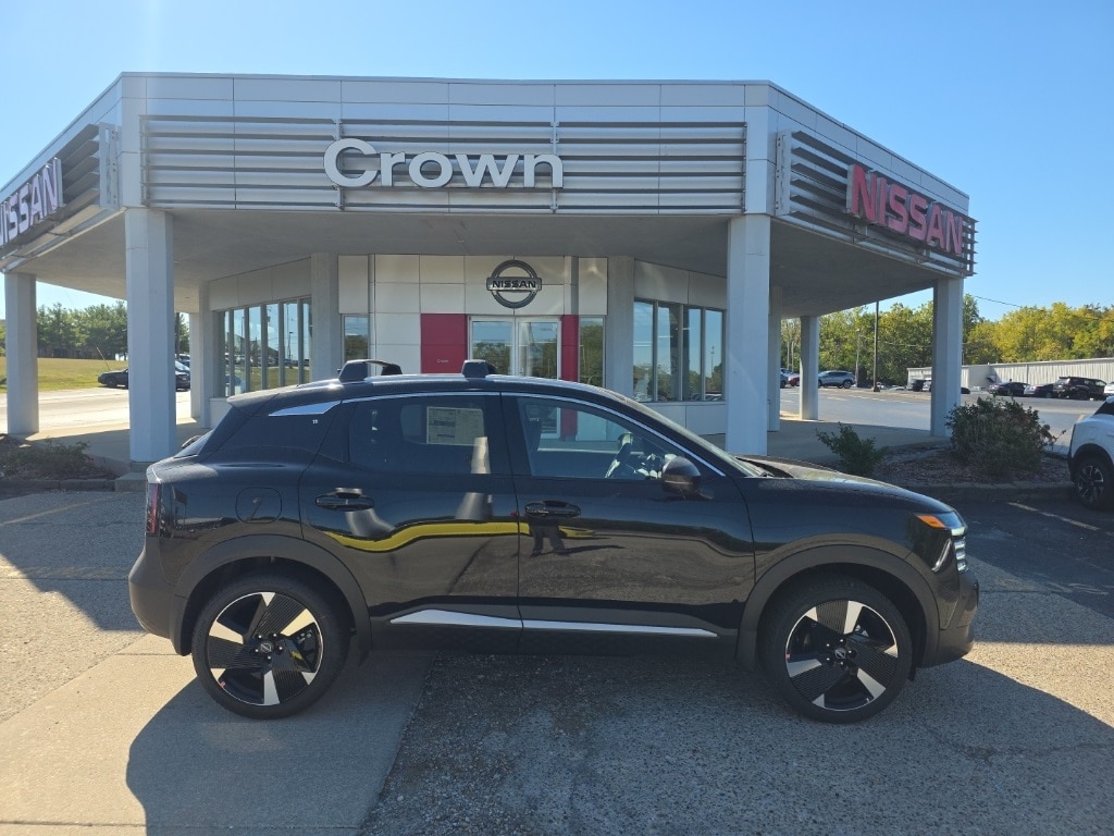 New 2026 Nissan Kicks SR SUV