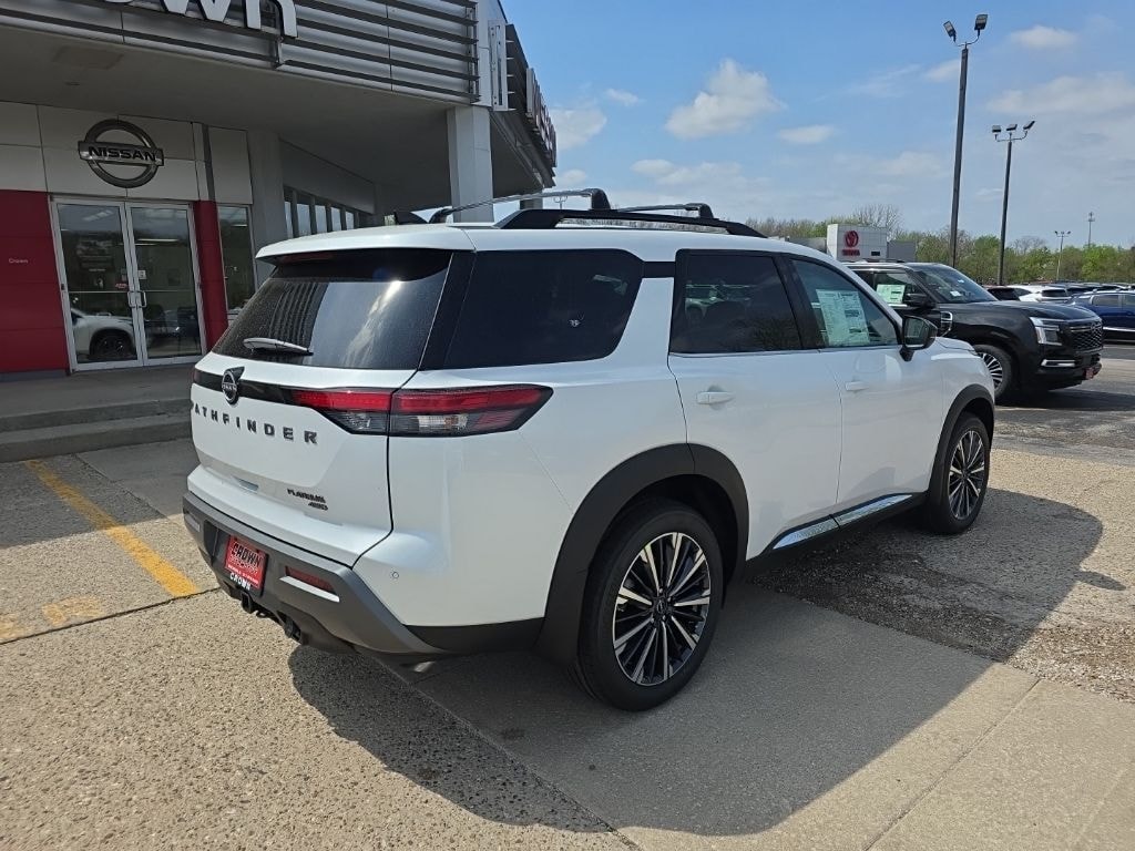 New 2026 Nissan Pathfinder Platinum SUV