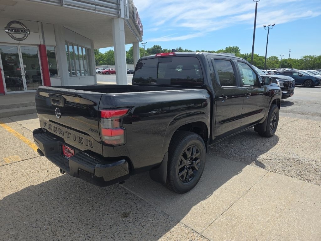 New 2026 Nissan Frontier SV Truck Crew Cab