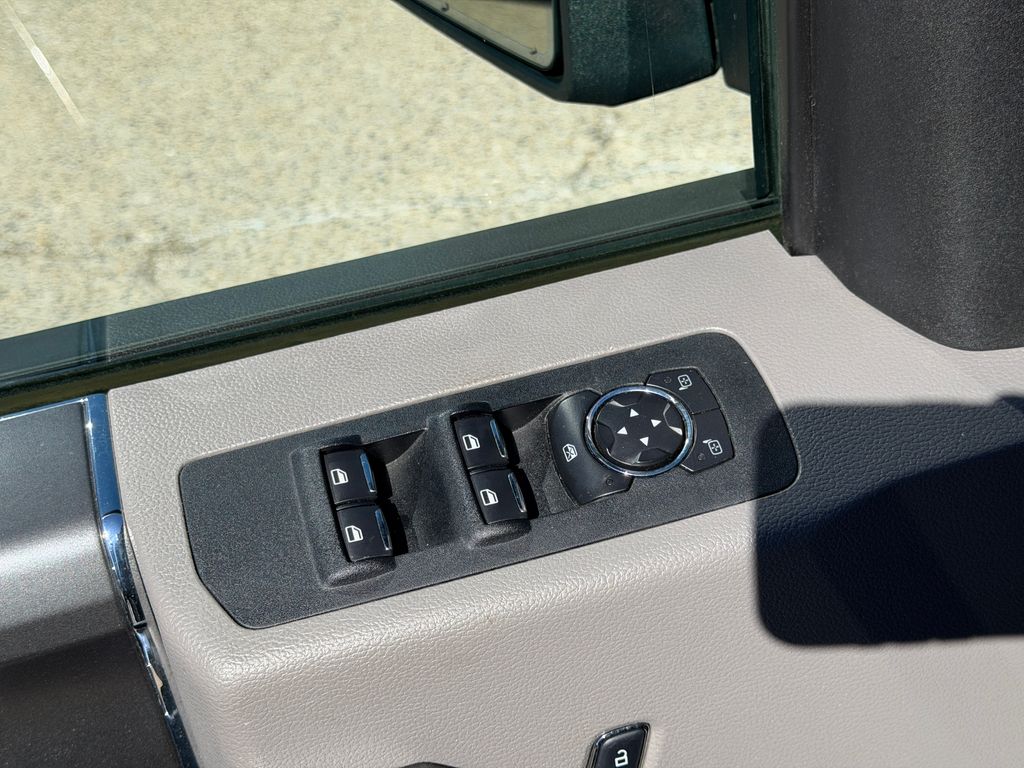 2015 Ford F-150 XLT - Photo 24