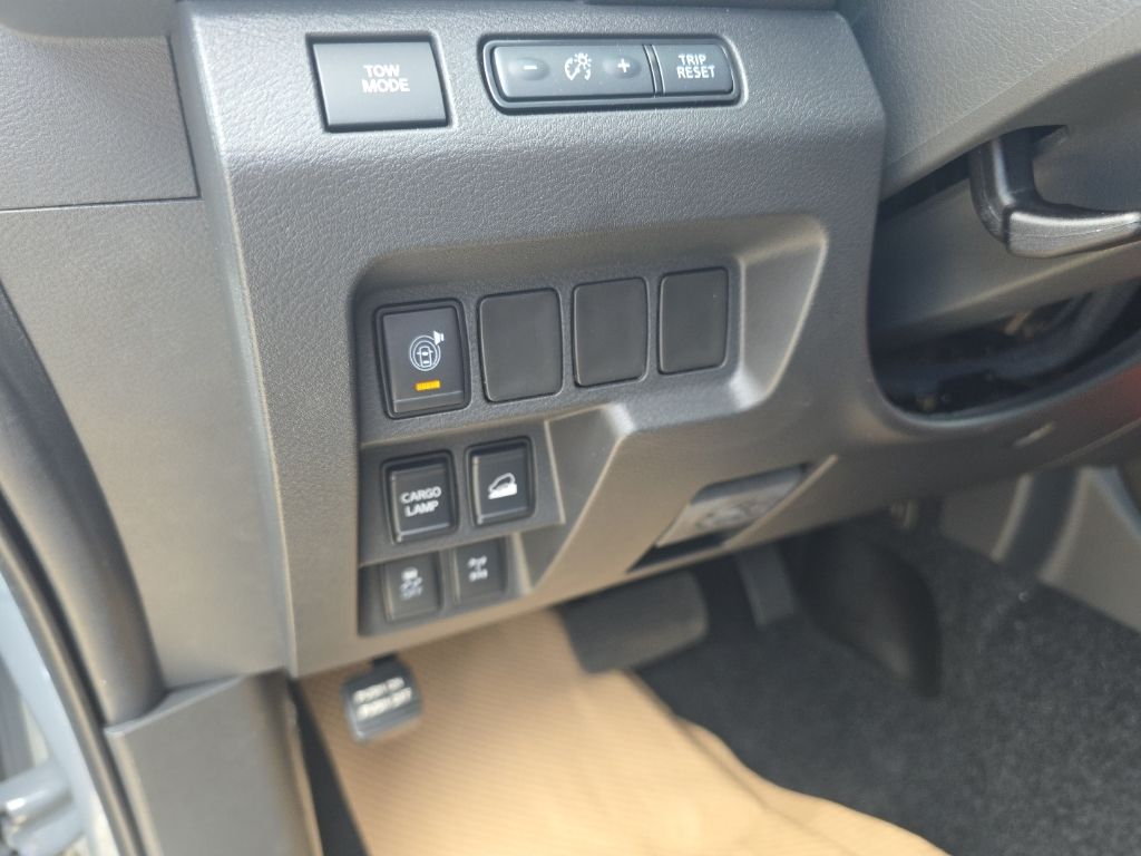 2025 Nissan Frontier PRO-4X - Photo 18