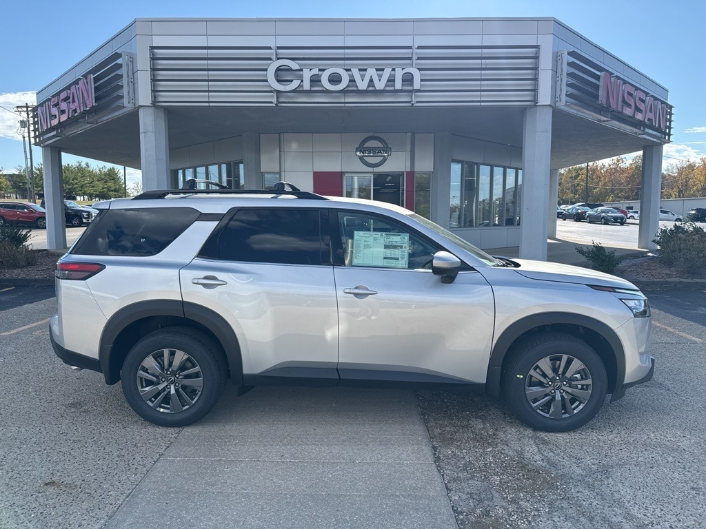 New 2025 Nissan Pathfinder SV SUV