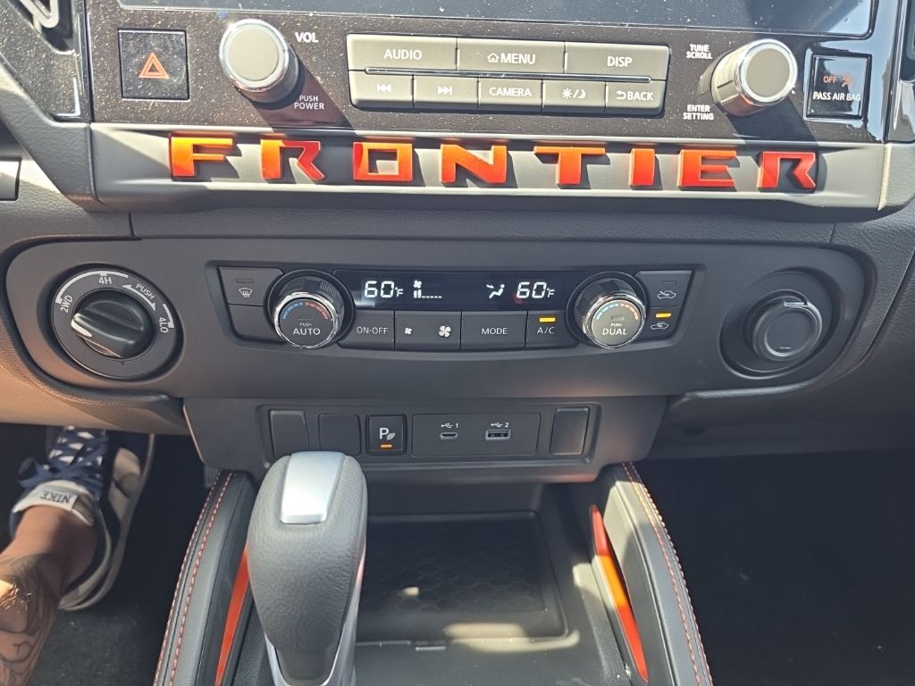 2025 Nissan Frontier PRO-4X - Photo 25