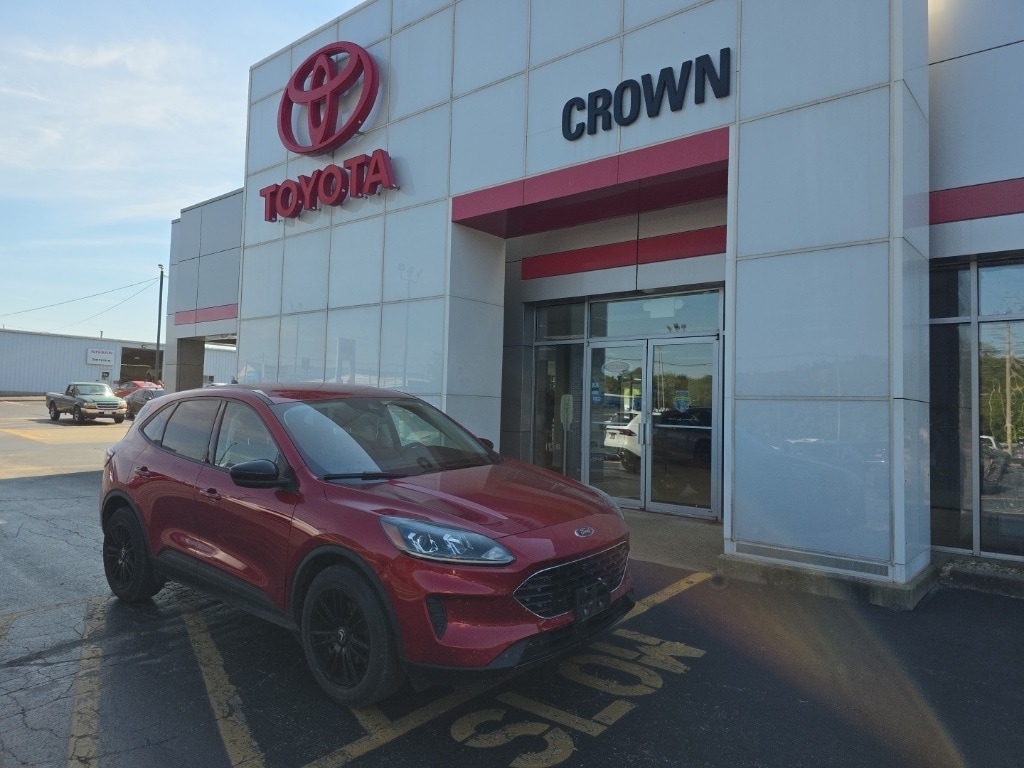 Used 2022 Ford Escape SE SUV