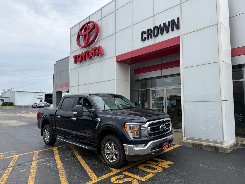 Tuxedo Black 2015 Ford F-150 Pickup Truck 6-Speed Automatic