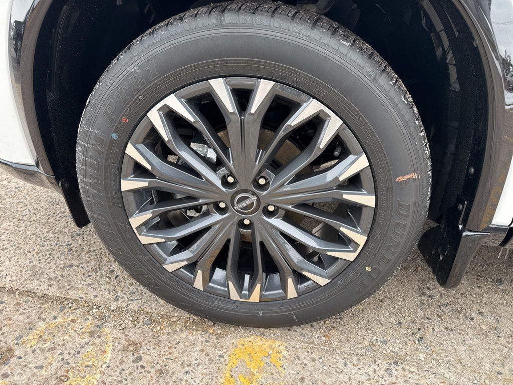 2026 Nissan Rogue Platinum - Photo 10