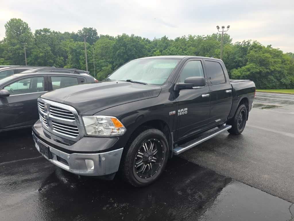 2018 RAM 1500 Big Horn 4x4 Crew Cab 5'7's photo