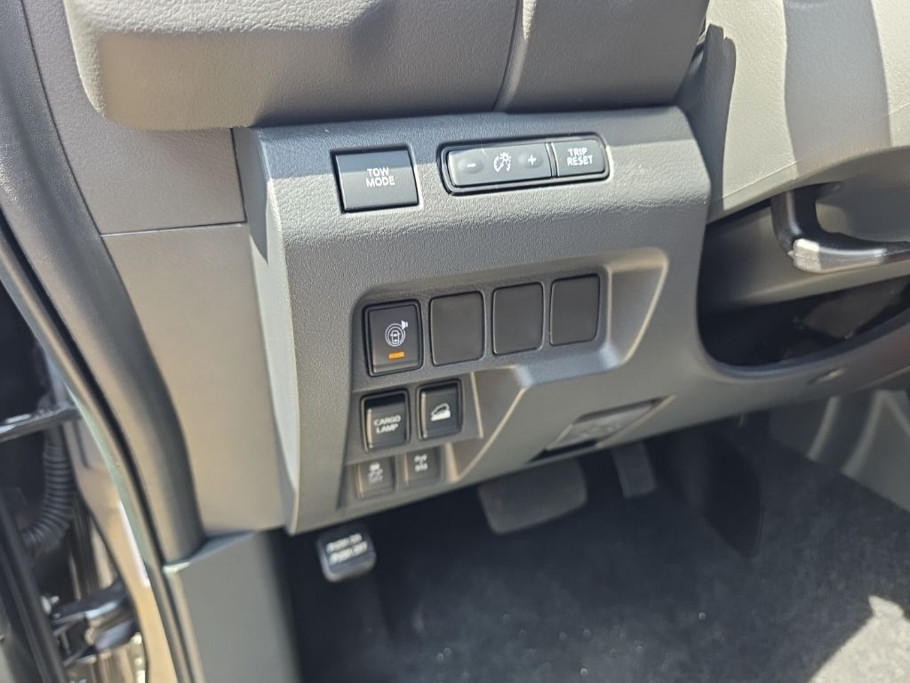 2025 Nissan Frontier PRO-4X - Photo 18