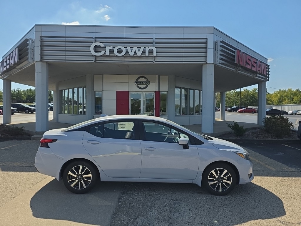 New 2025 Nissan Versa 1.6 SV Sedan