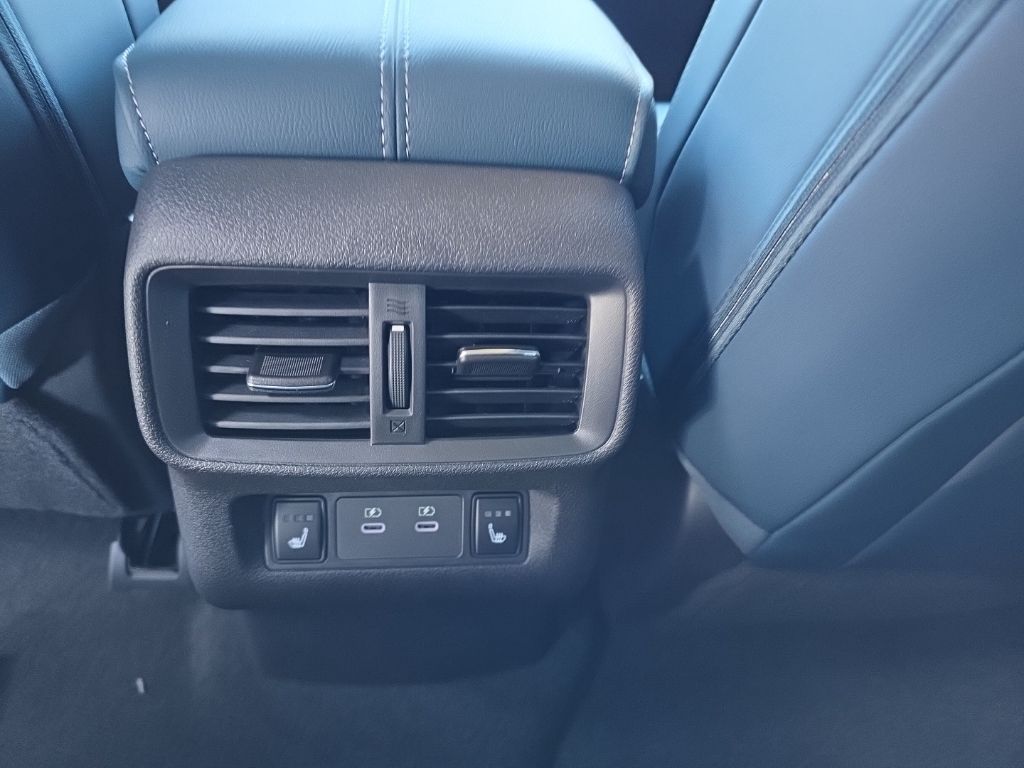 2026 Nissan Murano Platinum - Photo 14