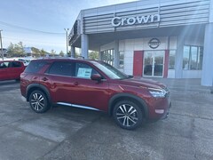 2025 Nissan Pathfinder Platinum SUV