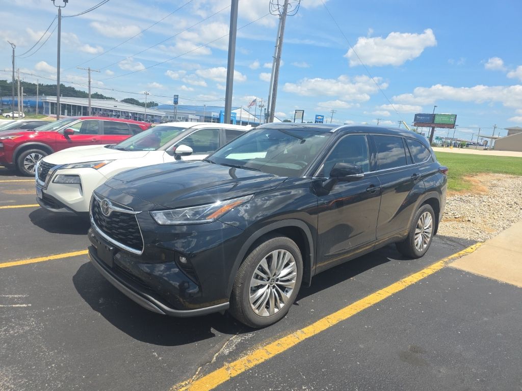 Midnight Black 2026 Toyota Highlander SUV / Crossover All-Wheel Drive 8-Speed Automatic