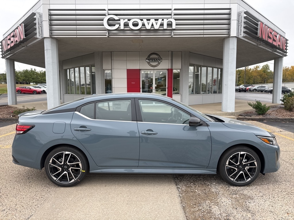 New 2025 Nissan Sentra SR Sedan