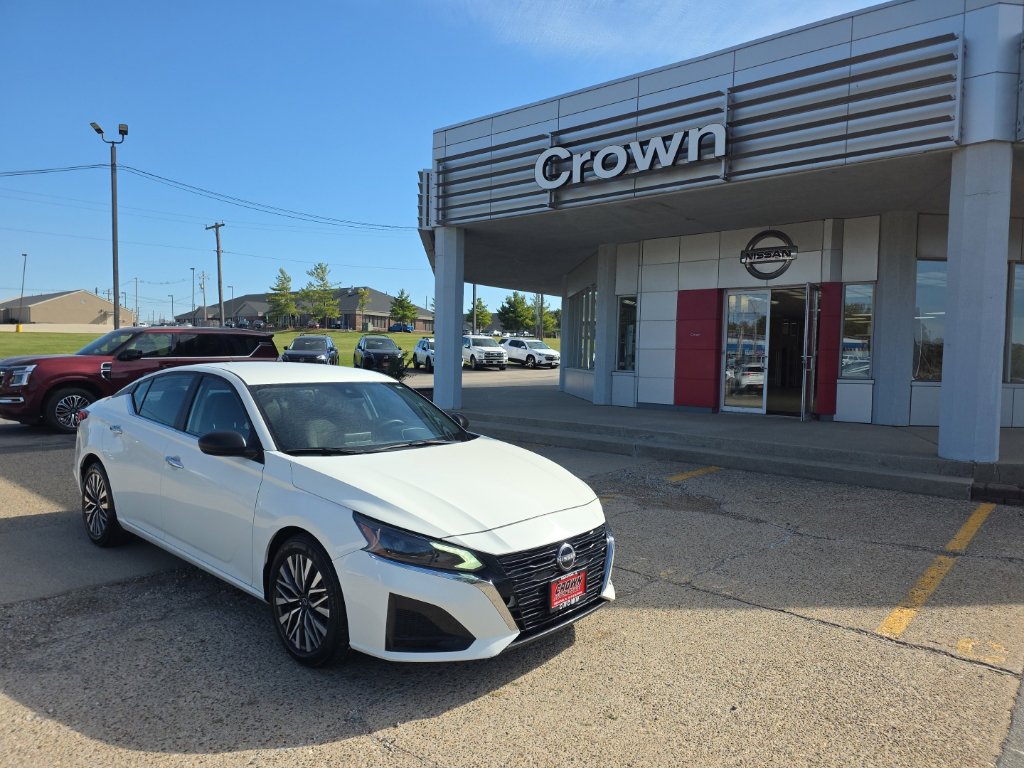 2025 Nissan Altima