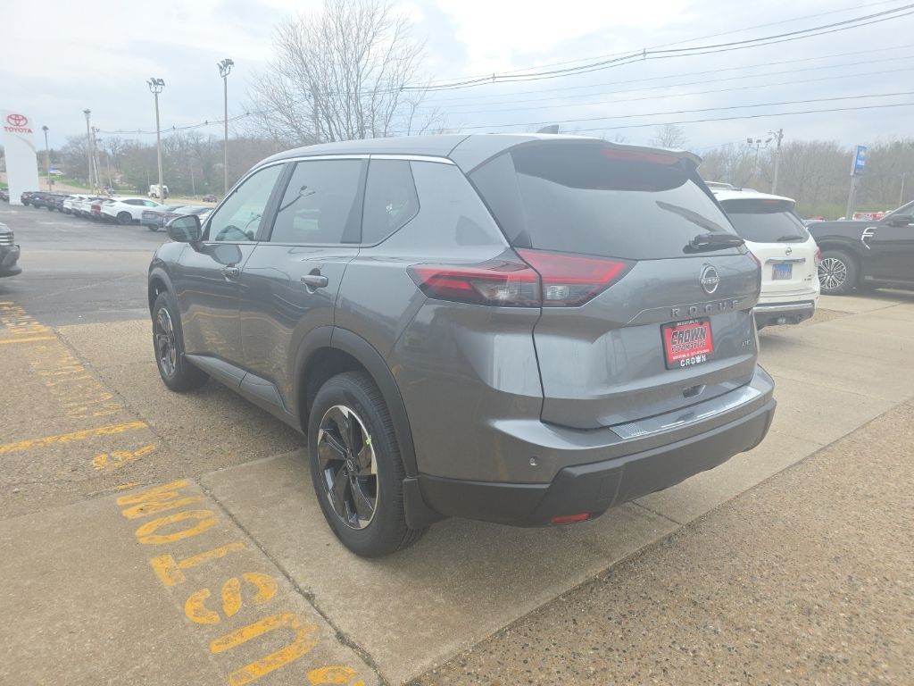 2025 Nissan Rogue SV - Photo 8