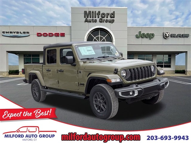2026 Jeep Gladiator Sport S's photo