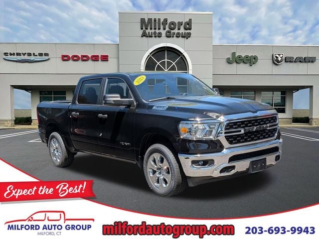2023 RAM 1500 Big Horn/Lone Star 4x4 Crew Cab 5'7's photo