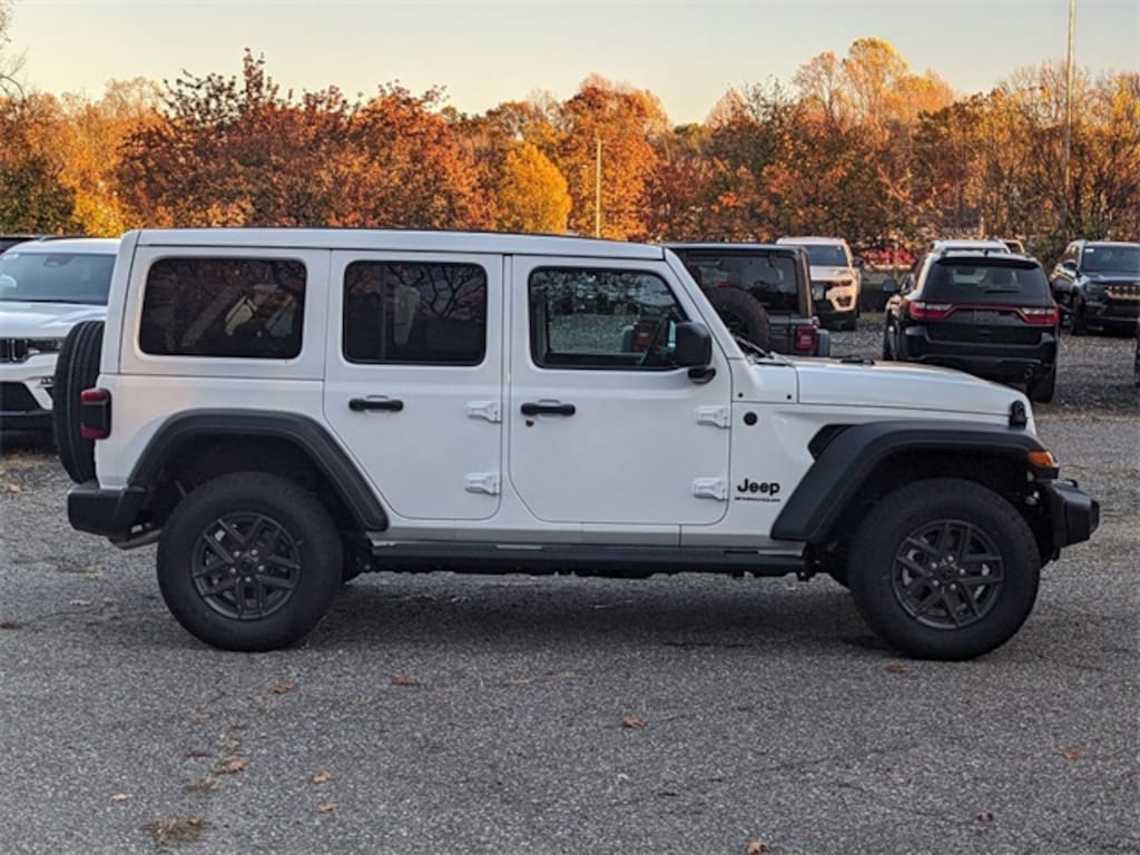 New 2026 Jeep Wrangler 4-DOOR SPORT S Sport Utility
