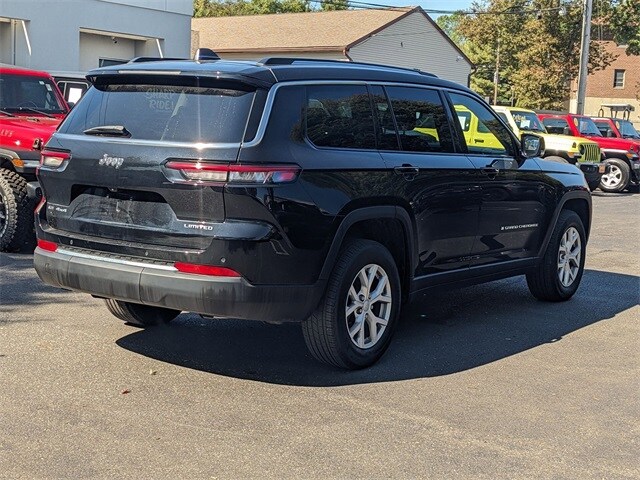 2022 Jeep Grand Cherokee Limited photo 3