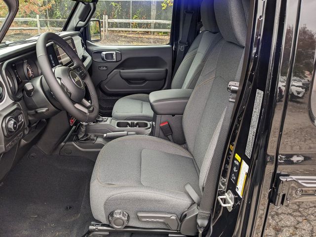 2025 Jeep Wrangler 4-Door Willys - Photo 6