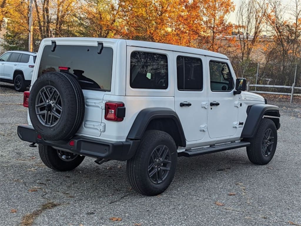 New 2026 Jeep Wrangler 4-DOOR SPORT S Sport Utility