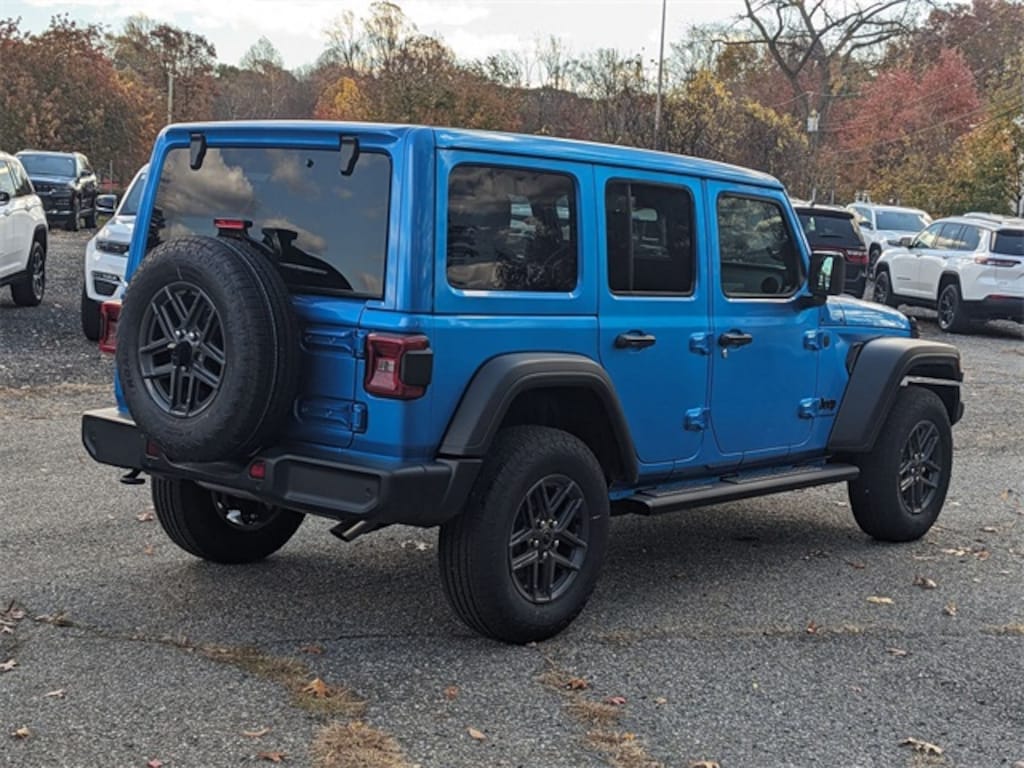 New 2026 Jeep Wrangler 4-DOOR SPORT S Sport Utility