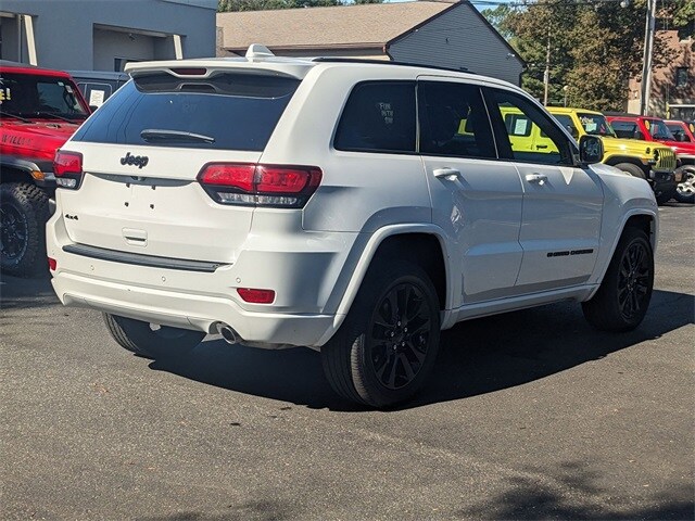 2022 Jeep Cherokee Laredo X photo 3