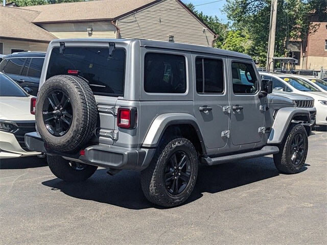2021 Jeep Wrangler Unlimited Sahara Altitude photo 3