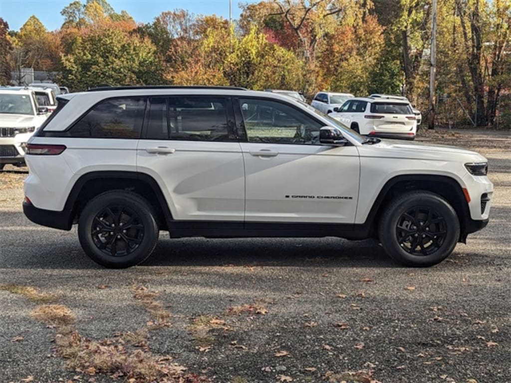 New 2025 Jeep Grand Cherokee ALTITUDE X 4X4 Sport Utility