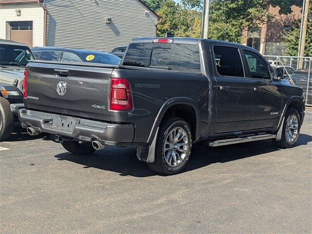 2022 Ram 1500 Laramie photo 2