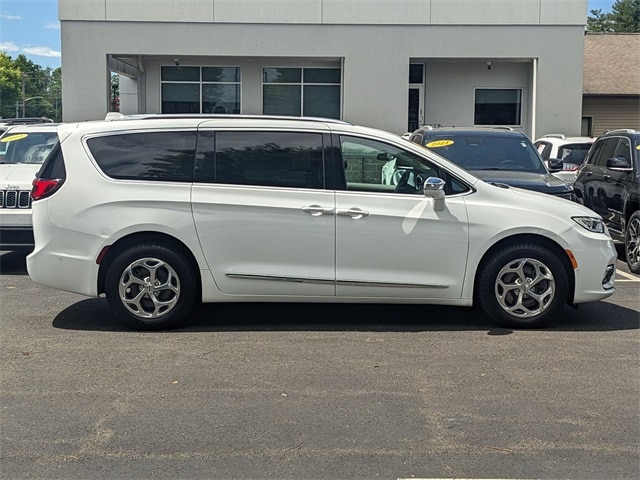 Certified 2021 Chrysler Pacifica Limited with VIN 2C4RC3GG5MR581770 for sale in Milford, CT