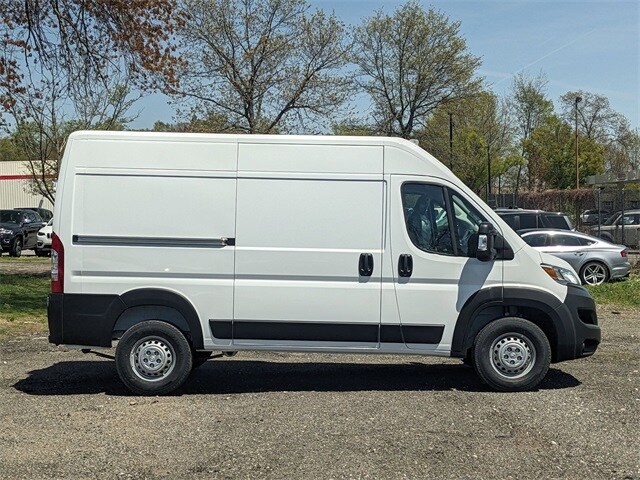 2025 Ram ProMaster 2500 photo 2