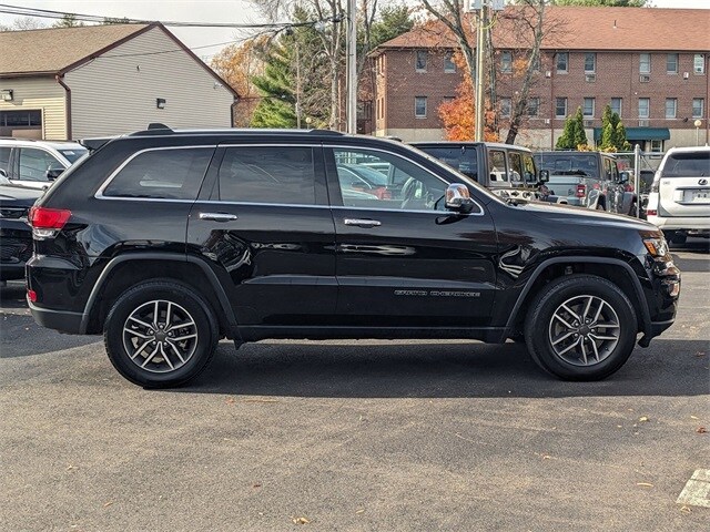 2021 Jeep Grand Cherokee Limited photo 2