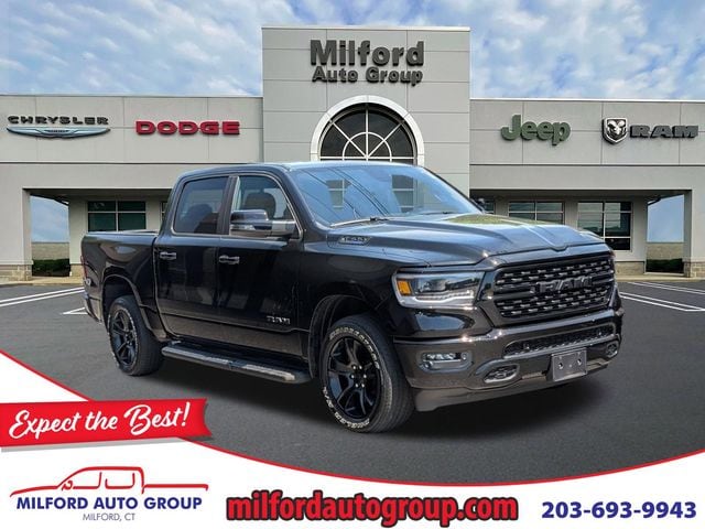 2023 RAM 1500 Big Horn/Lone Star 4x4 Crew Cab 5'7's photo