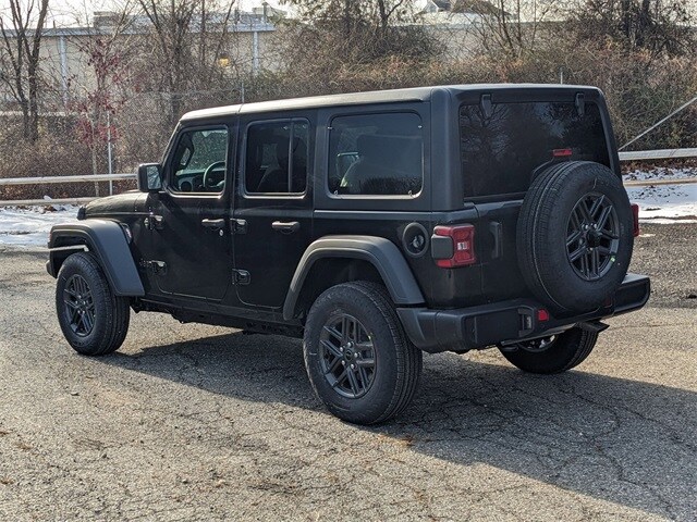 2025 Jeep Wrangler Sport S photo 4